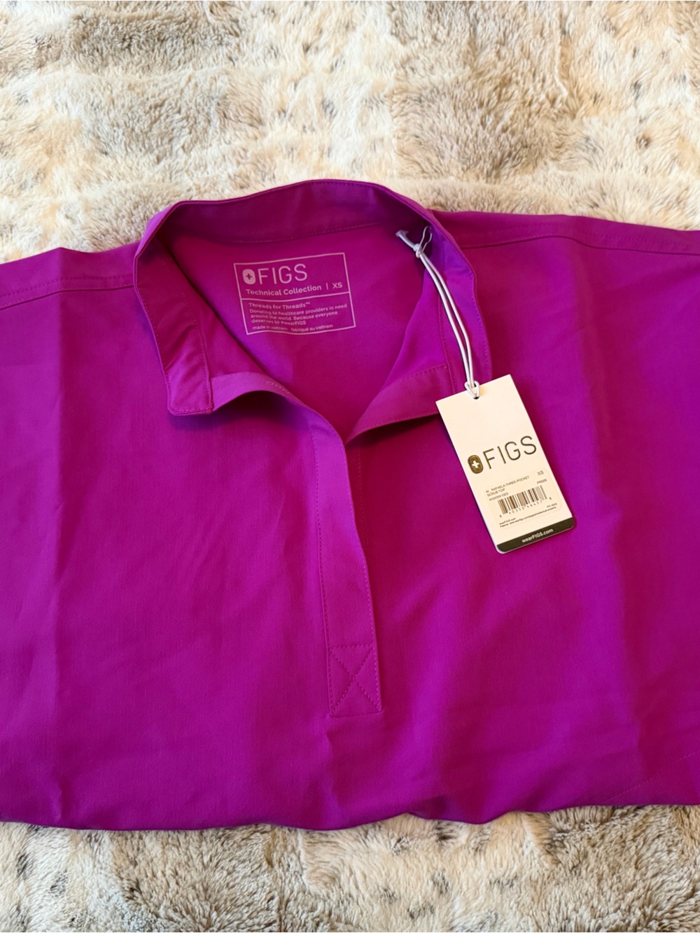 Figs Split-Neck Scrub Top in Bright Magenta